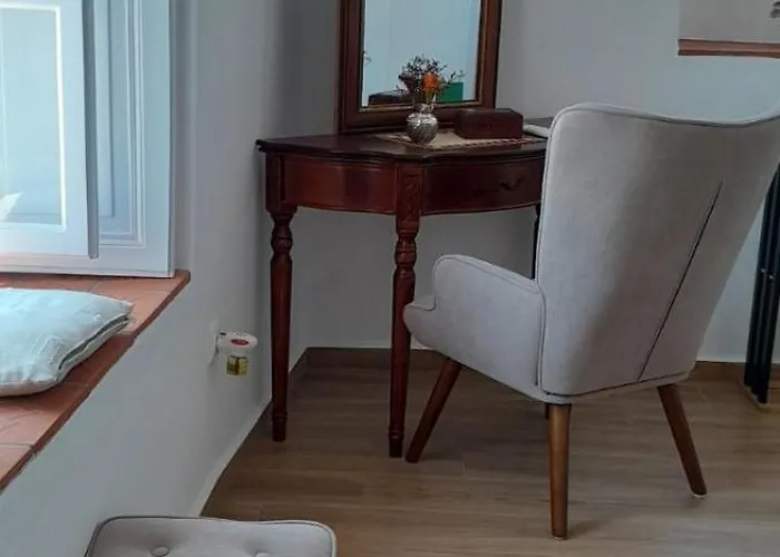 Vakantiehuis Koulas House In Chora Center With Views Pátmos